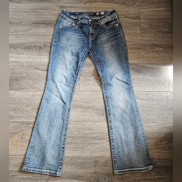 Miss Me Signature Boot Cut Embellished Women's Denim Jeans Size 31 - Picture 1 of 10